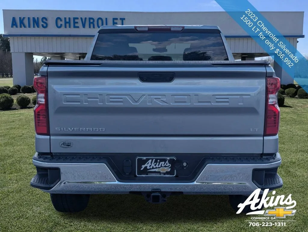 Used 2023 STERLING GRAY METALLIC Chevrolet LT image 5