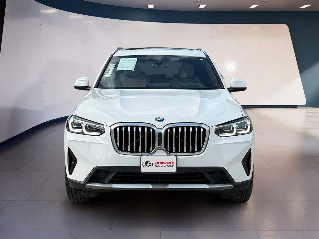 Used 2024 White BMW sDrive30i image 8