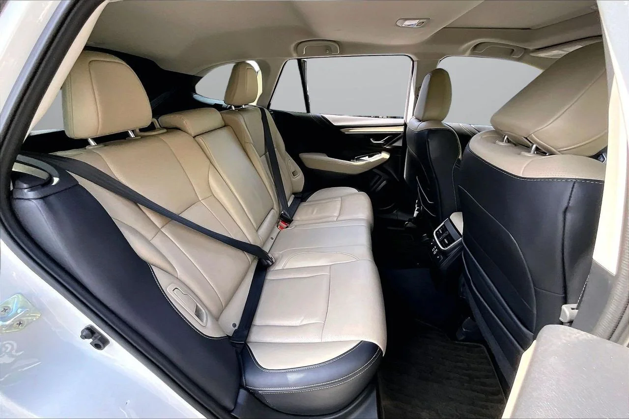 Used 2024 White Subaru Limited image 25