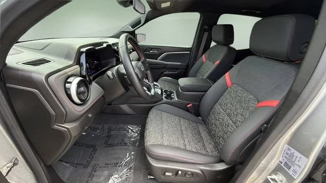 Used 2024 Sterling Gray Metallic Chevrolet Z71 image 18