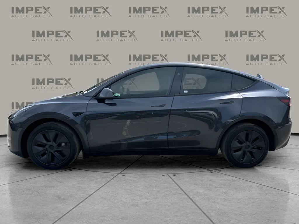 Used 2024 Gray Tesla Long Range image 3