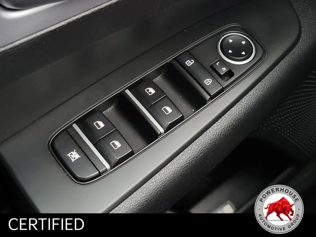 Used 2024 Red Kia LXS image 23