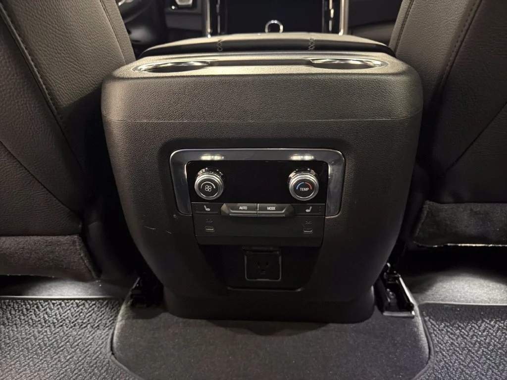 Used 2026 Onyx Black GMC Denali image 16