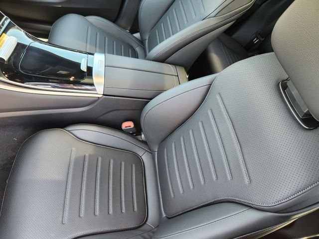 New 2027 Graphite Grey Metallic Mercedes-Benz GLC 300 image 8