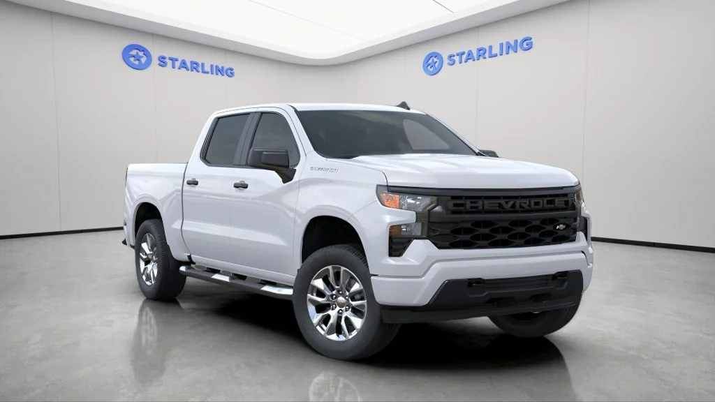 New 2026 Summit White Chevrolet Custom image 7