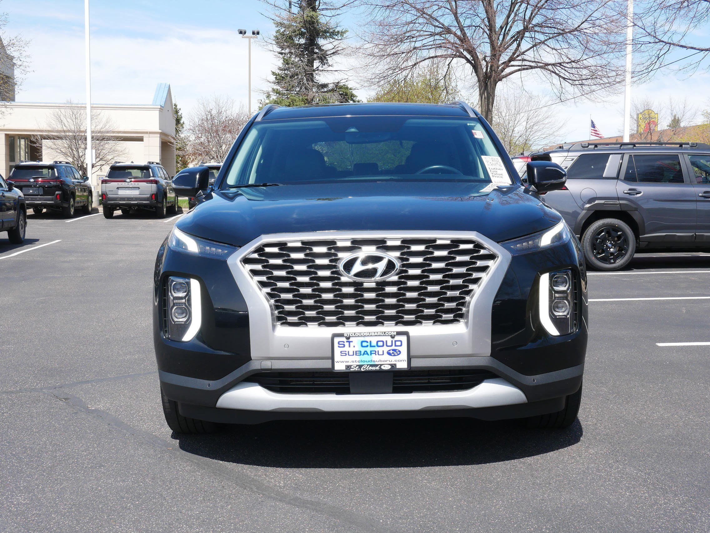 Used 2022 Hyundai Palisade SEL with VIN KM8R4DHE1NU460945 for sale in Saint Cloud, Minnesota