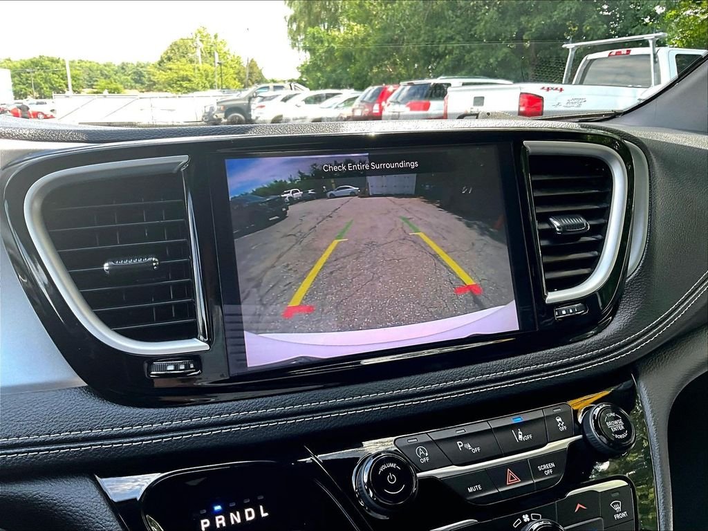 Used 2021 White Chrysler Touring L image 19