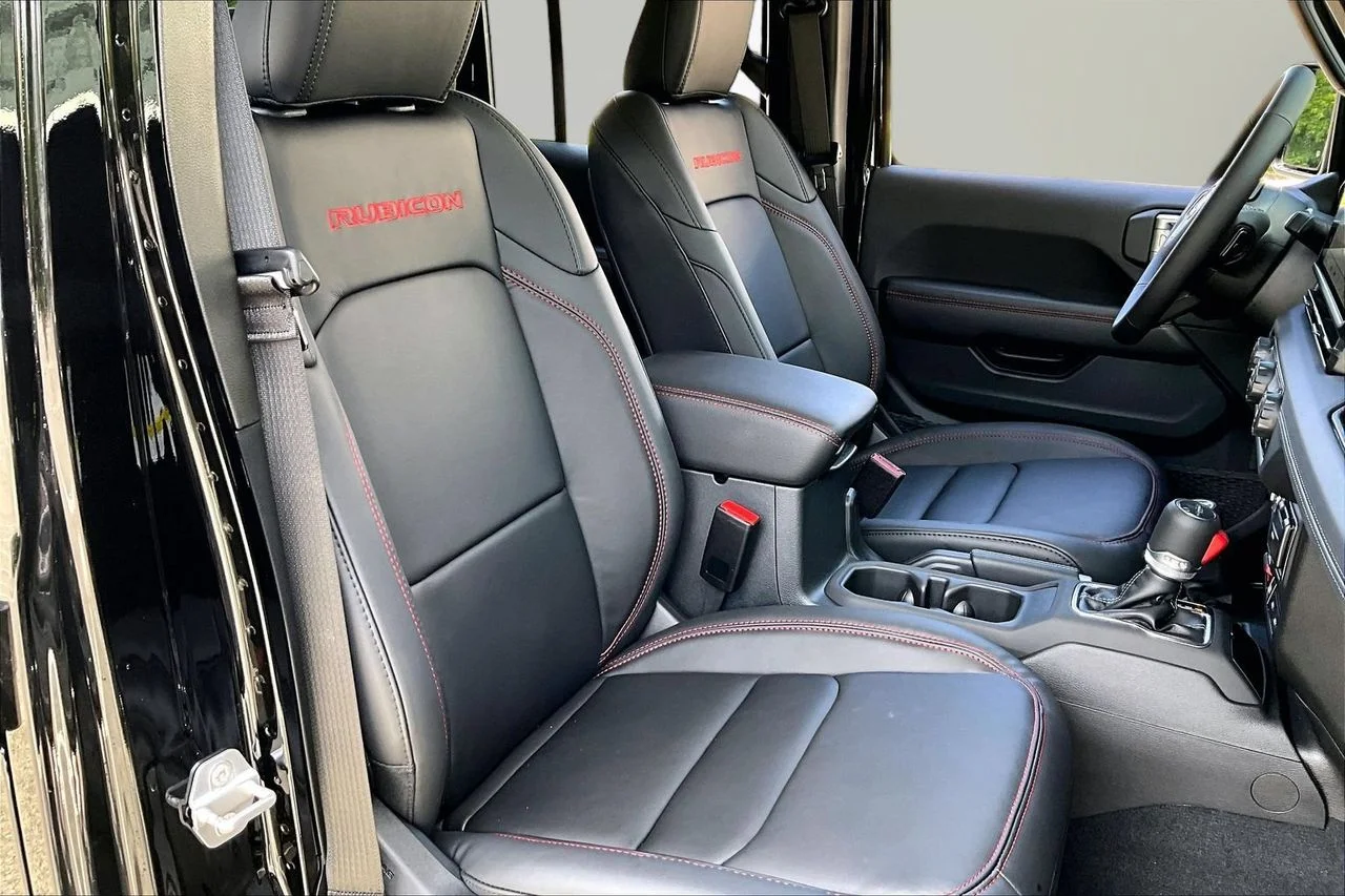 New 2026 Black Clearcoat Jeep Rubicon image 18