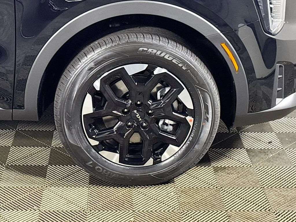 New 2026 Ebony Black Kia S image 22