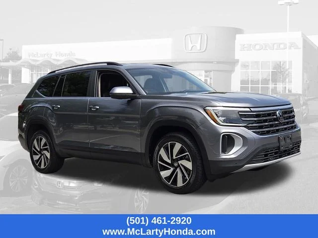 Used 2024 Gray Volkswagen 2.0T SE w/Technology image 4