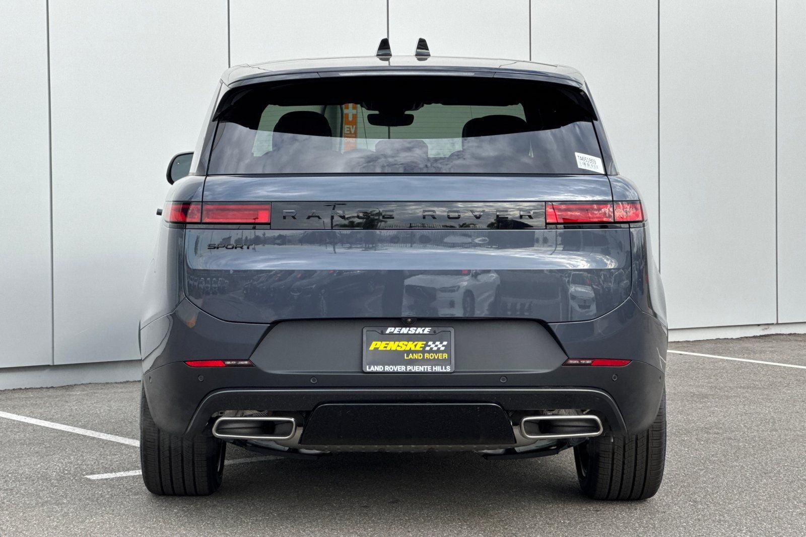 New 2026 Varesine Blue Land Rover SE image 4