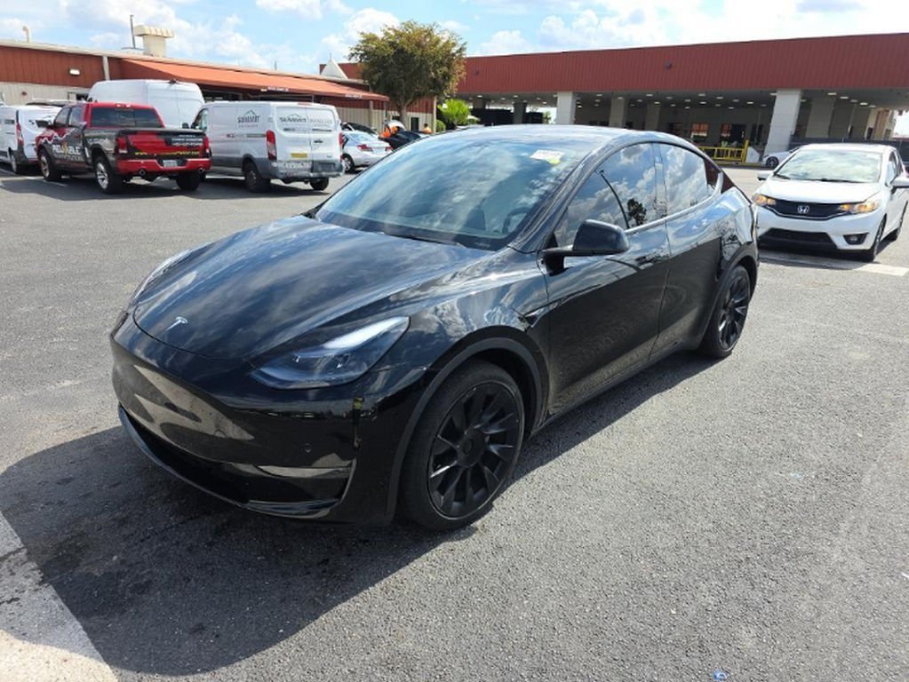 Used 2022 Tesla Model Y Long Range with VIN 7SAYGDEE3NF329071 for sale in Northfield, Minnesota