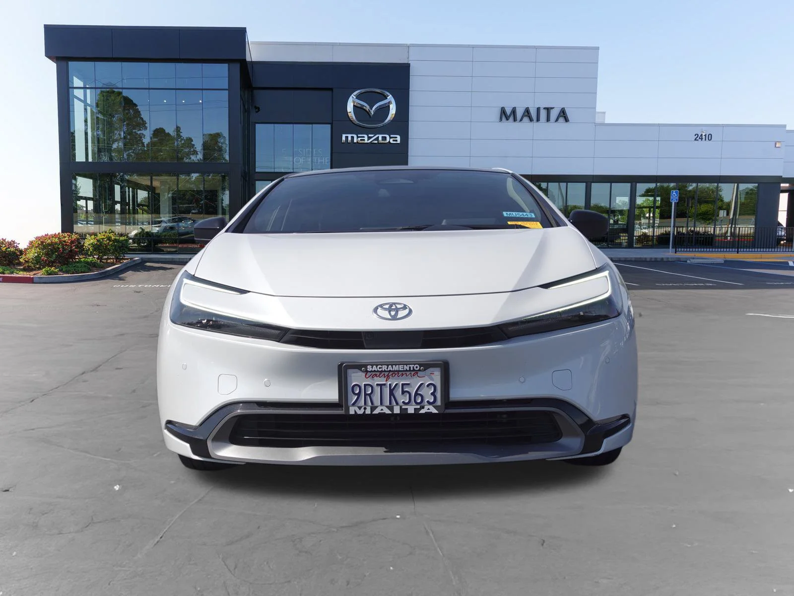 Used 2023 Wind Chill Pearl Toyota Limited image 8