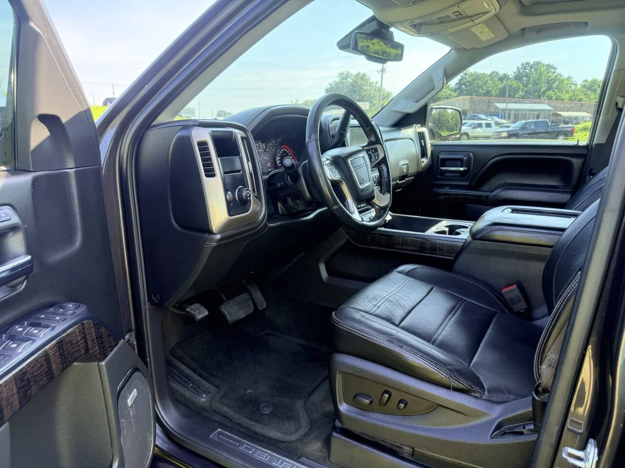 Used 2016 Gray GMC Denali 4x2 4dr Crew Cab 5.8 ft. SB image 14