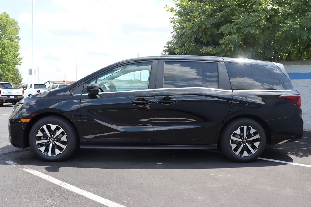 New 2026 Crystal Black Pearl Honda EX-L image 2