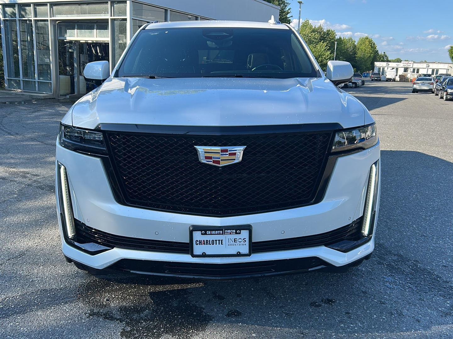 Used 2023 Crystal White Tricoat Cadillac 4WD Sport image 8