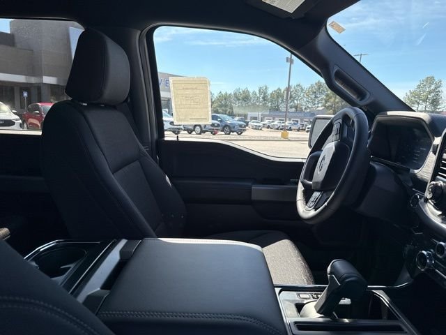 New 2026 Iconic Silver Metallic Ford XLT image 15