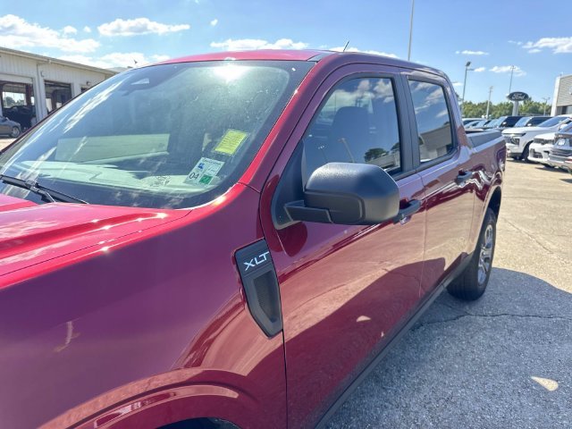 Used 2025 Red Ford XLT image 11