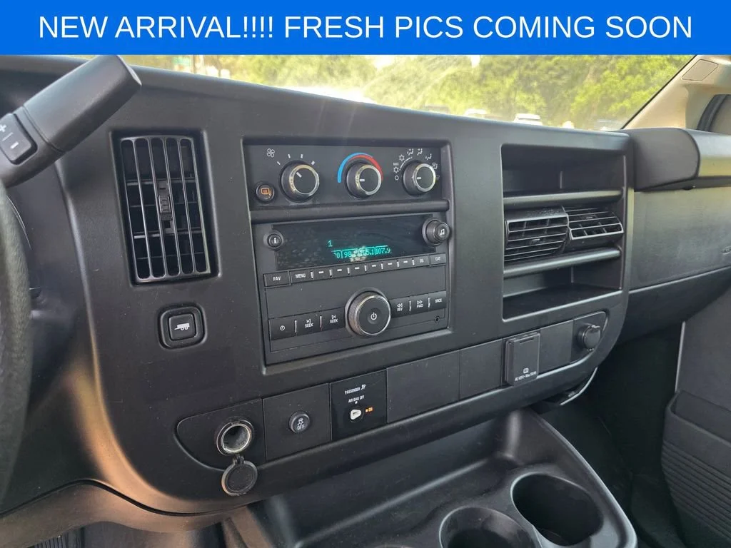 Used 2024 Summit White Chevrolet WT image 8
