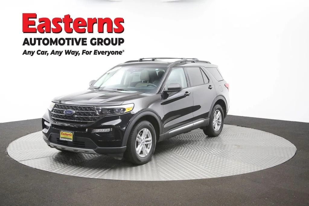 Used 2022 Black Ford XLT image 54