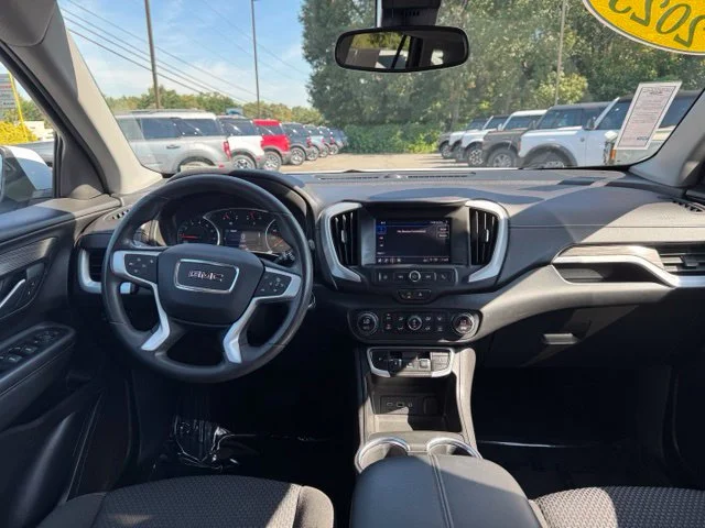 Used 2023 White GMC SLE image 16