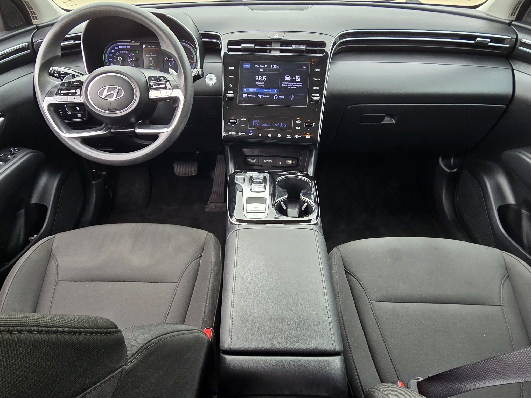 Used 2023 Shimmering Silver Hyundai Blue image 26