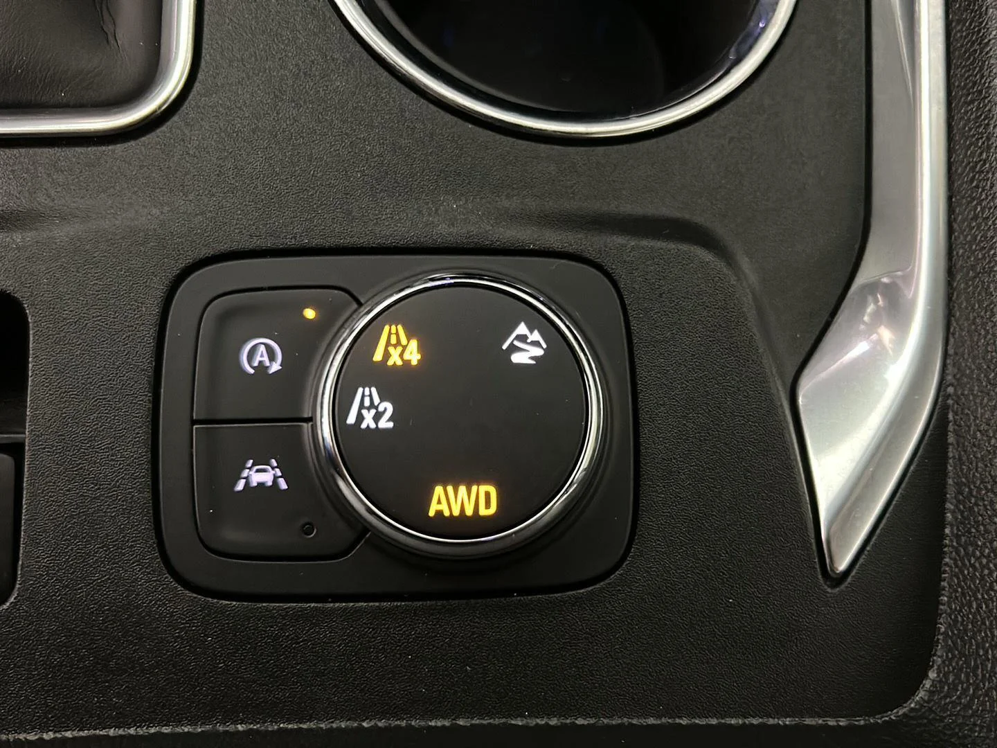 Used 2023 Summit White Chevrolet LS image 23