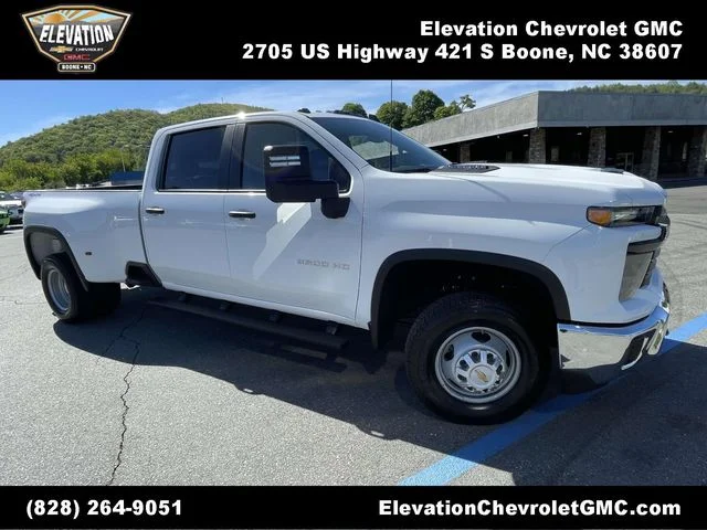 2026 Chevrolet Silverado 3500HD 2026 Chevrolet Silverado 3500HD Work Truck 4D Crew Cab