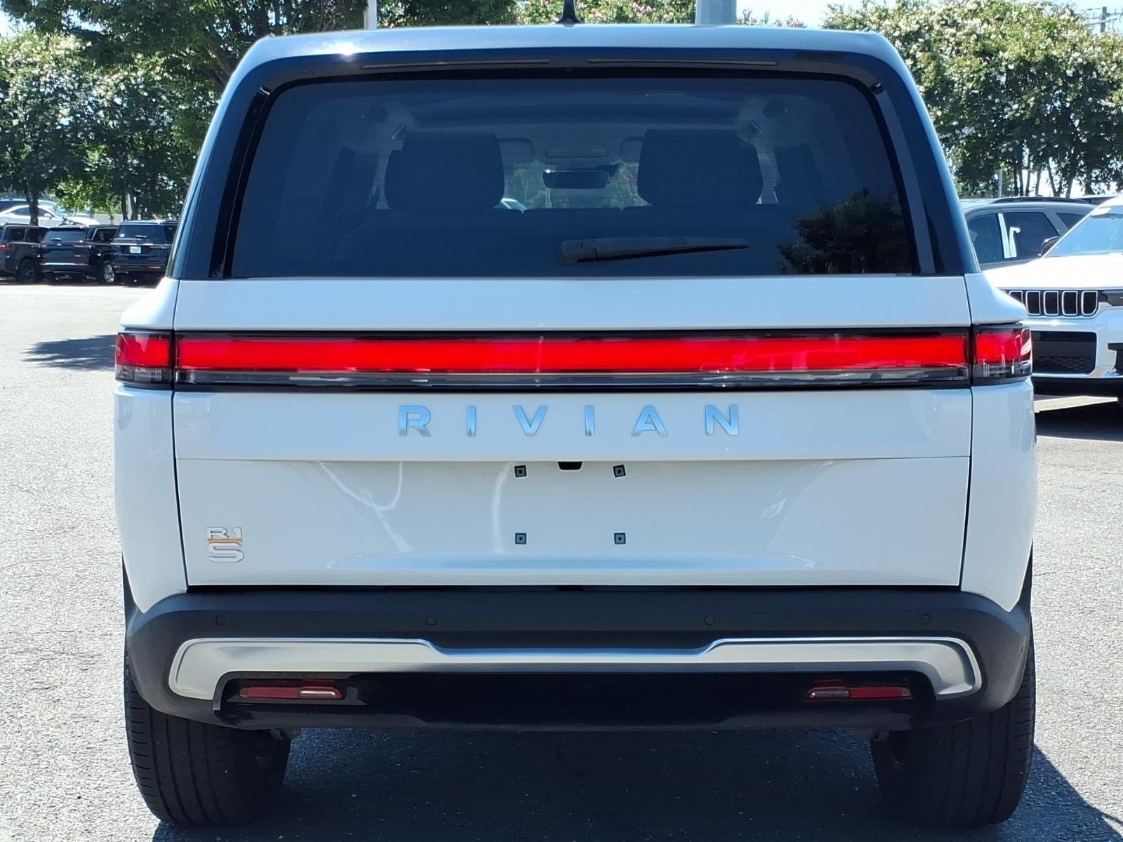 Used 2024  Rivian Adventure image 11