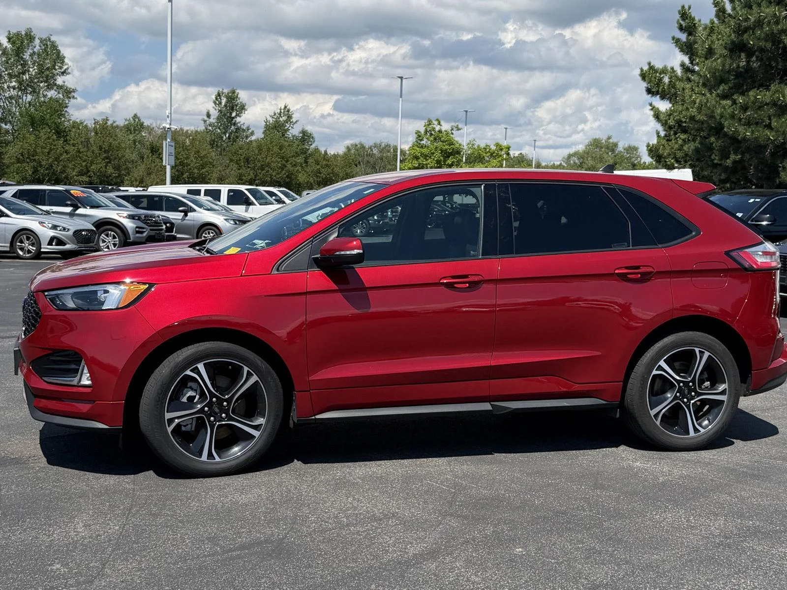 Used 2023 Rapid Red Metallic Tinted Clearcoat Ford ST image 6