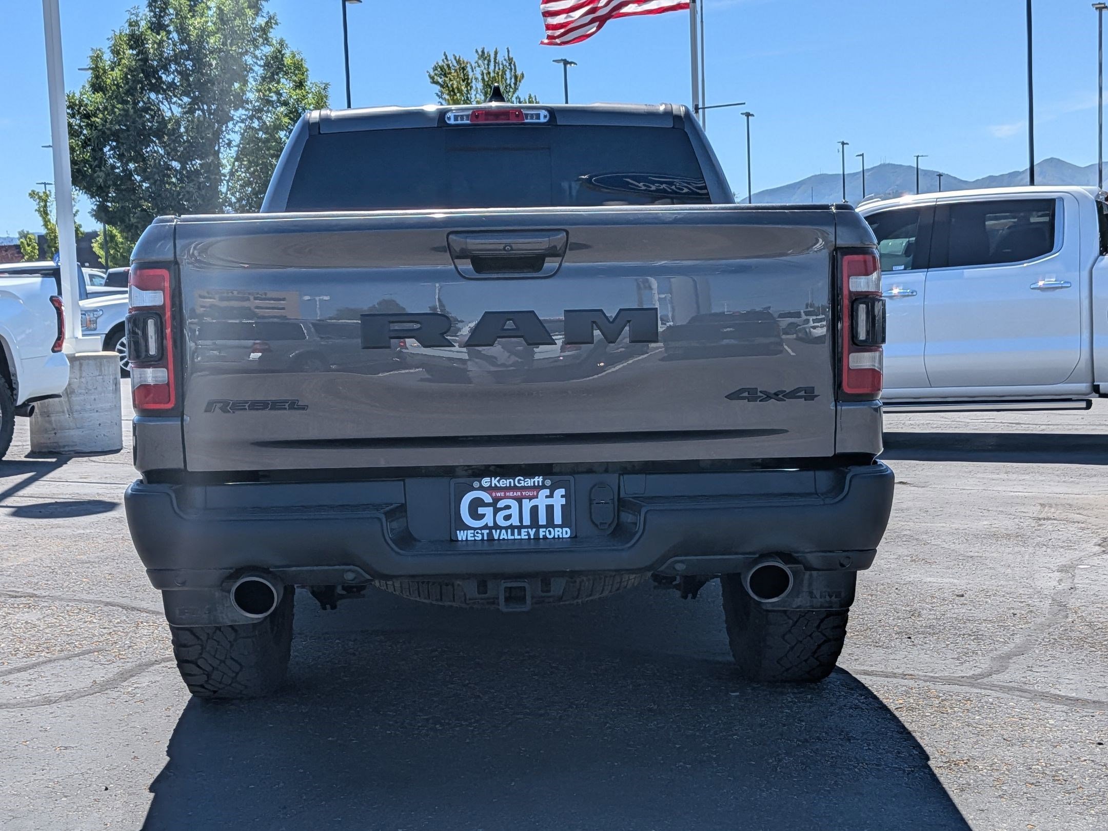 Used 2022 Granite Crystal Clearcoat Metallic Ram Rebel image 4