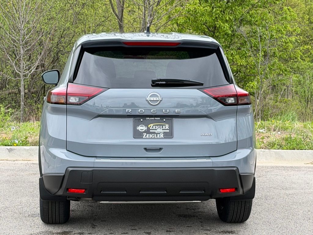 New 2026 Gray Nissan SV image 5