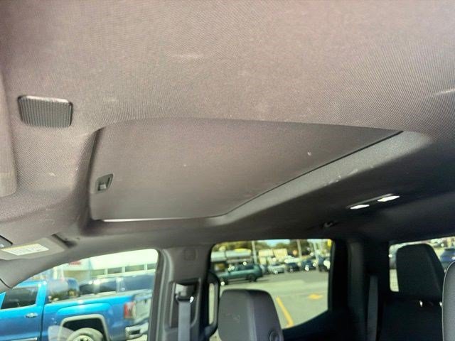 Used 2023 Summit White GMC AT4 image 11