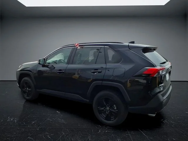 2024 Toyota RAV4 XLE - Photo 5