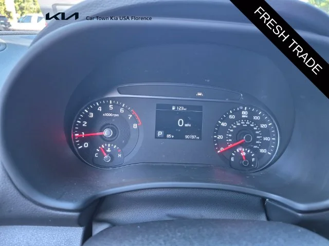 Used 2021 Orange Kia S image 20