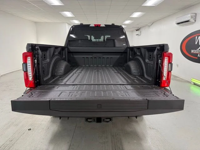 New 2026 Agate Black Metallic Ford F-350® Lariat® image 31