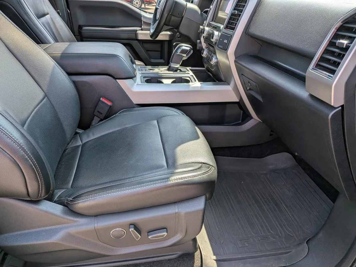 Used 2017 Grey Ford 4WD SuperCrew 145" Lariat image 21