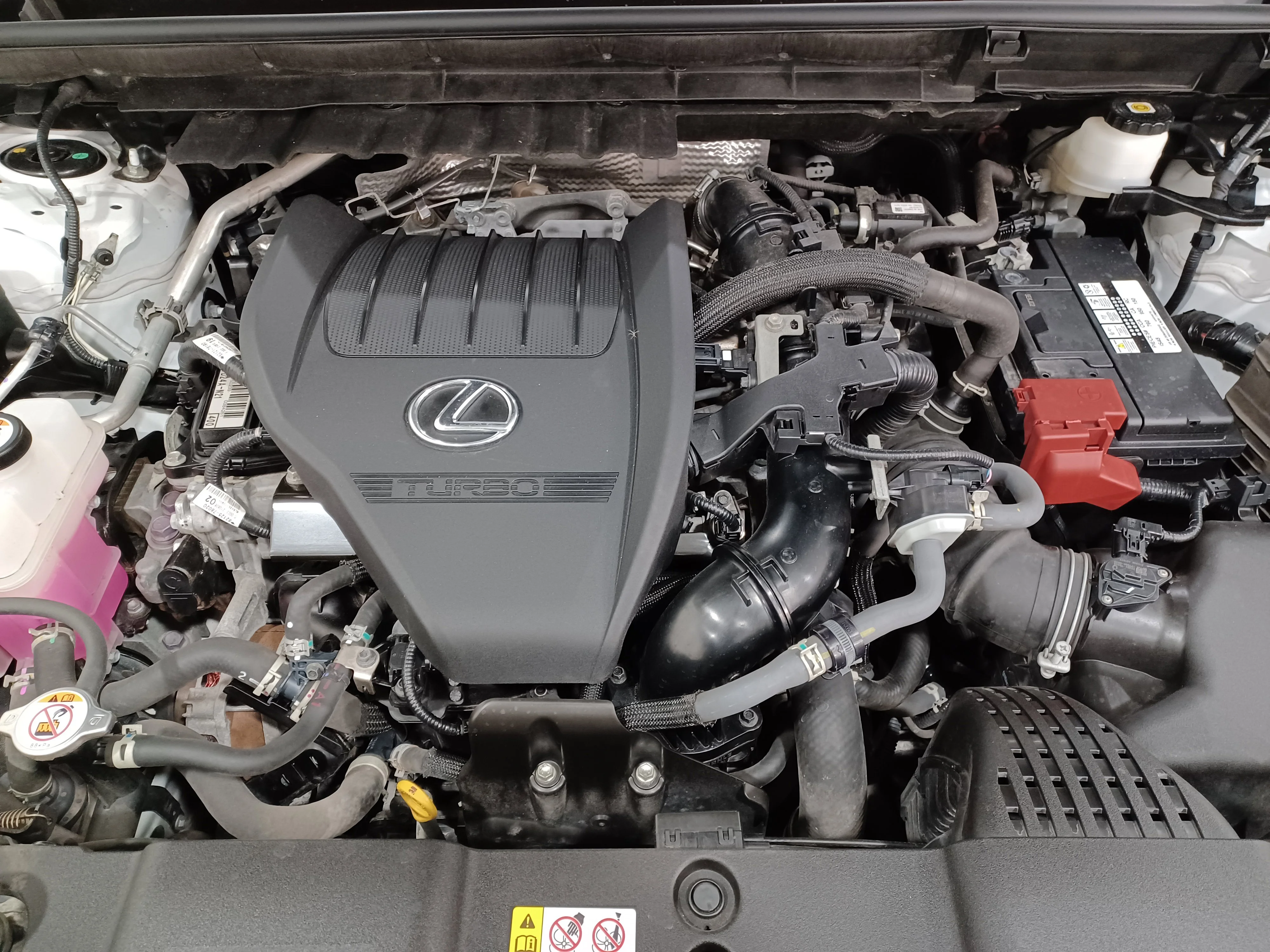 Certified Used 2022 Ultra White Lexus F-Sport *Adaptive Cruise | Cooled Lthr | Sunroof | Htd Wheel | Blind Spot Detect | Lane Keep Assist image 6