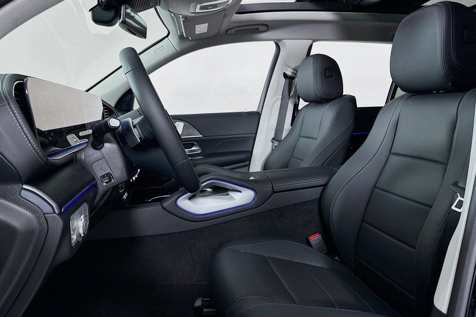 New 2026 Black Mercedes-Benz GLS 450 4MATIC® SUV image 17