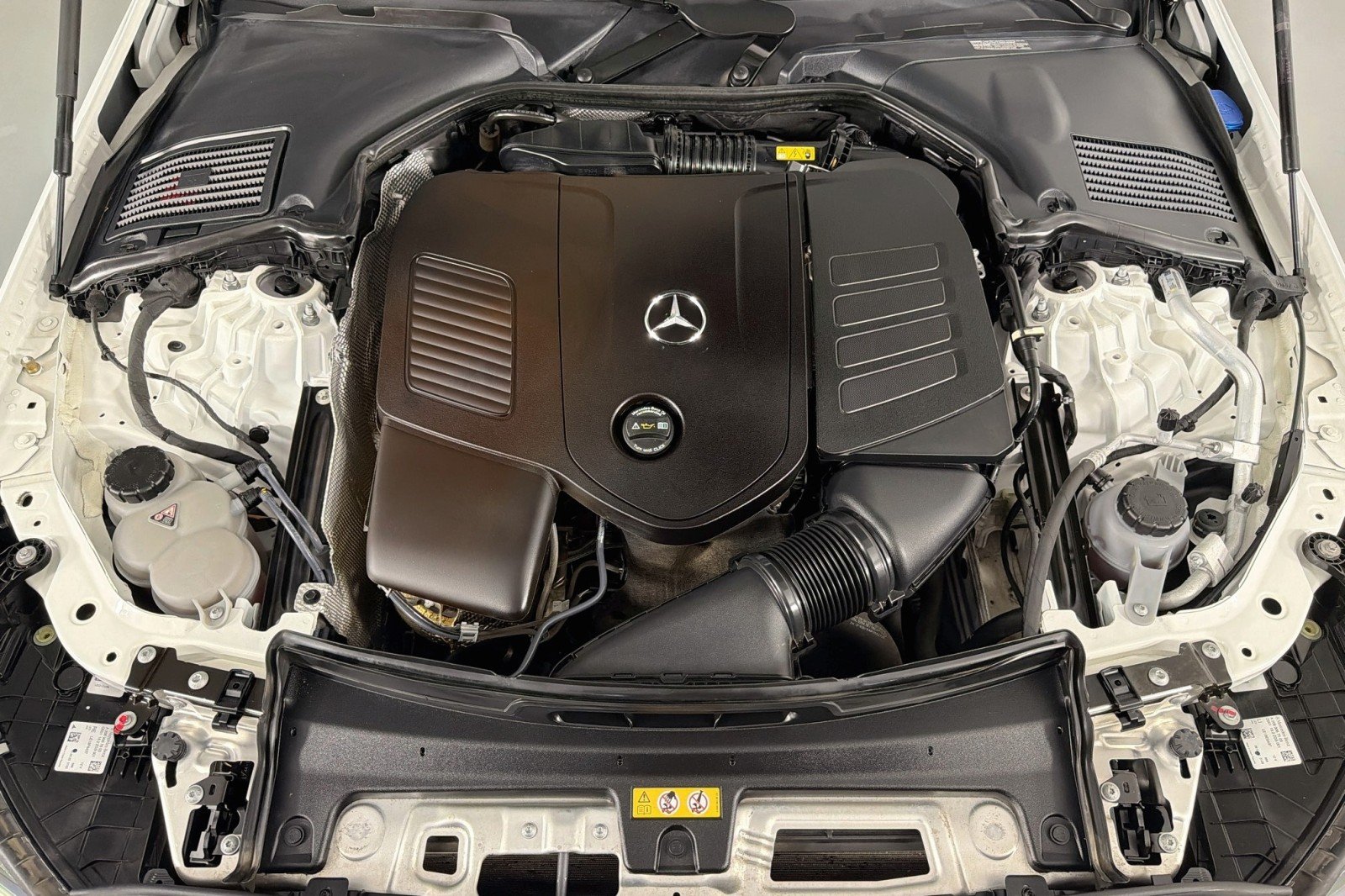 Certified Used 2023 Polar White Mercedes-Benz C 300 image 12