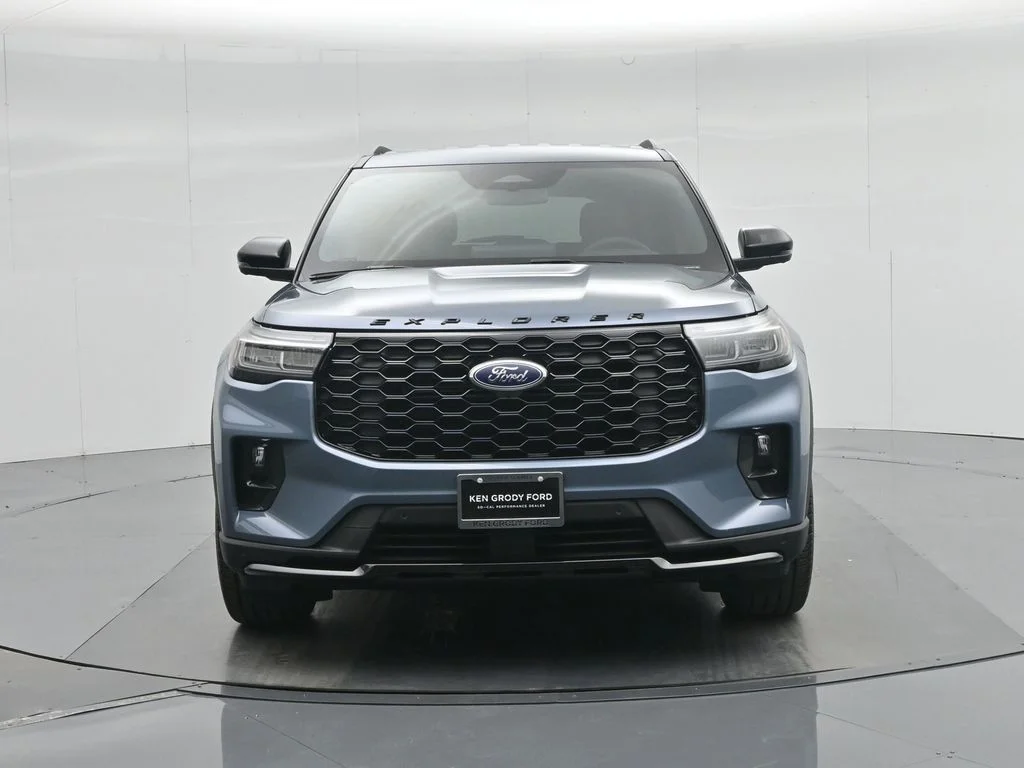 New 2026 Vapor Blue Metallic Ford ST-Line image 27