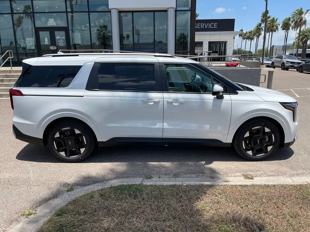 New 2026 White Kia EX image 10