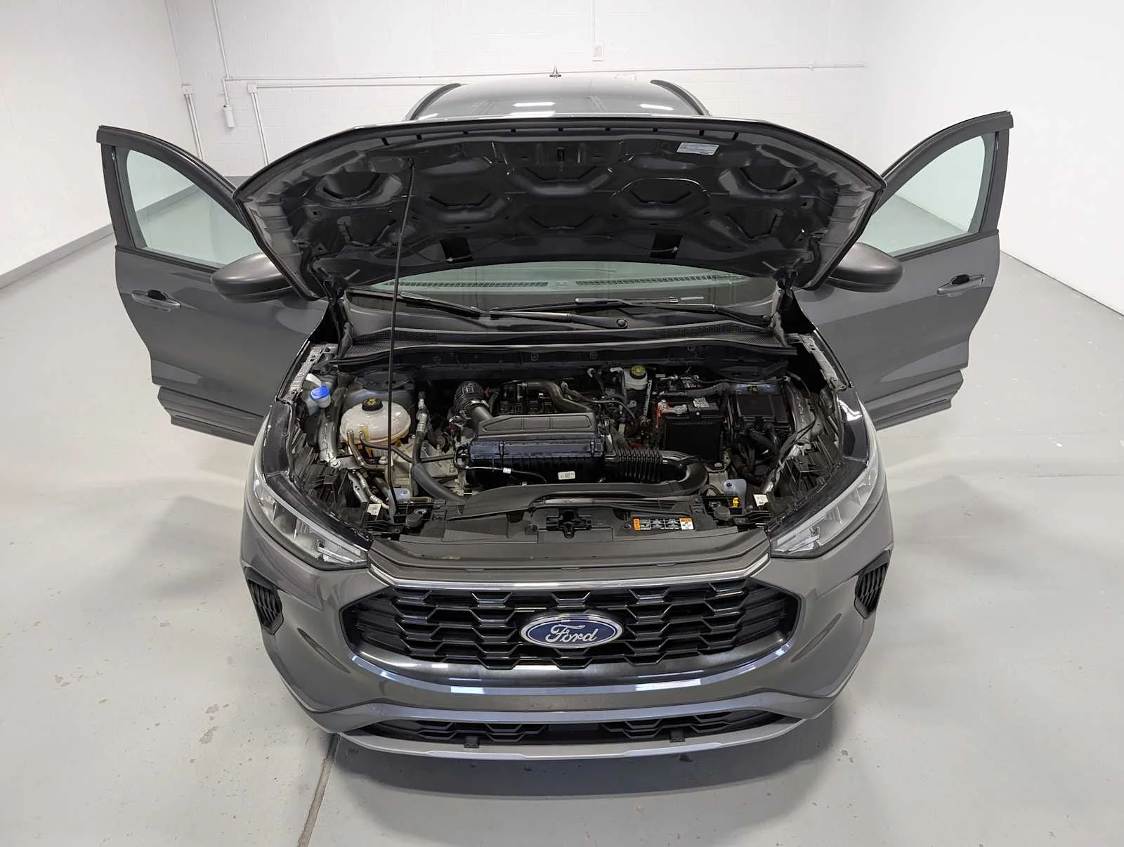 Used 2023 Carbonized Gray Ford ST-Line image 13