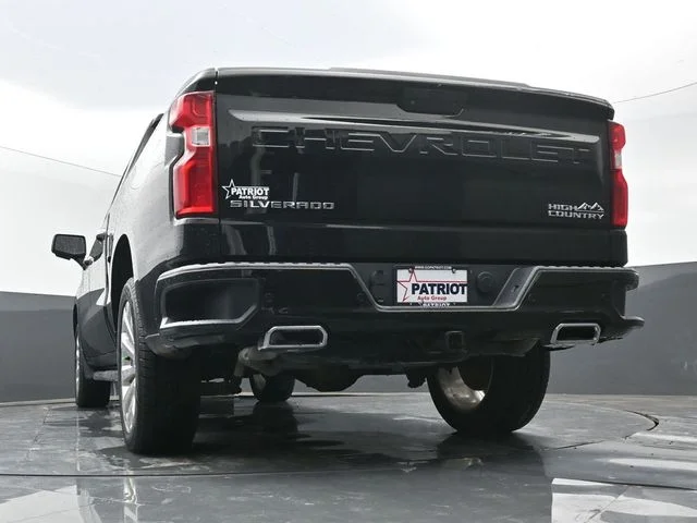 Used 2020 Black Chevrolet High Country image 47