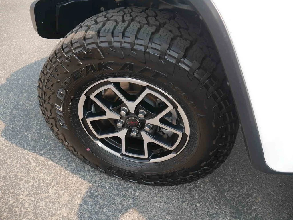 Certified Used 2025 White Jeep Sahara image 11