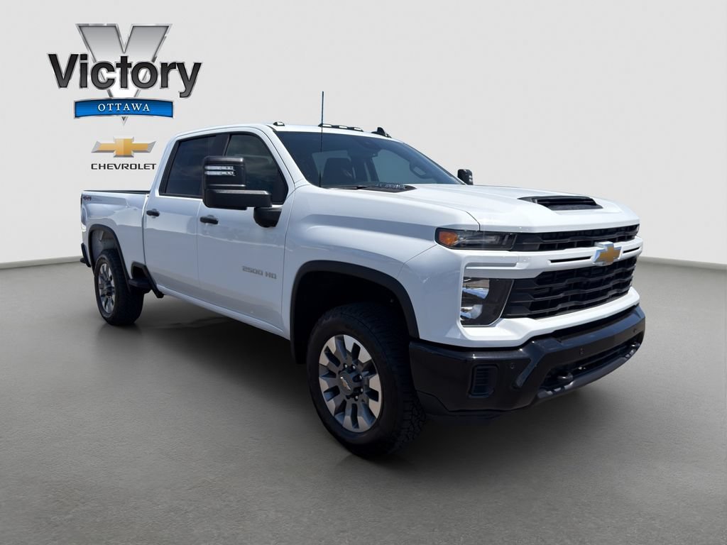 New 2026 Summit White Chevrolet Custom image 8