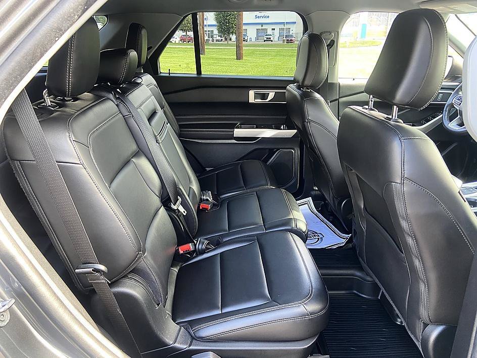 Used 2022 Gray Metallic Ford XLT image 16
