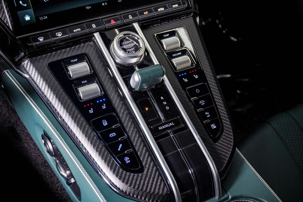 Used 2025 Aluminite Silver Aston Martin Carbon image 30