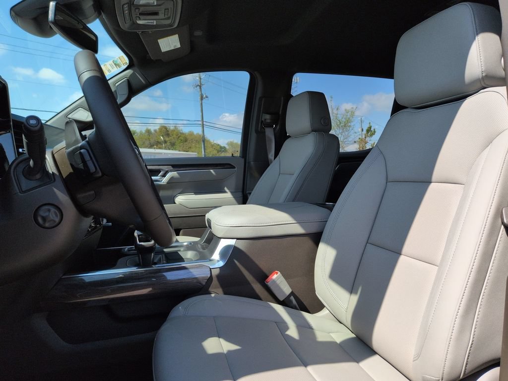 2026 Chevrolet Silverado 1500 LTZ - Photo 16