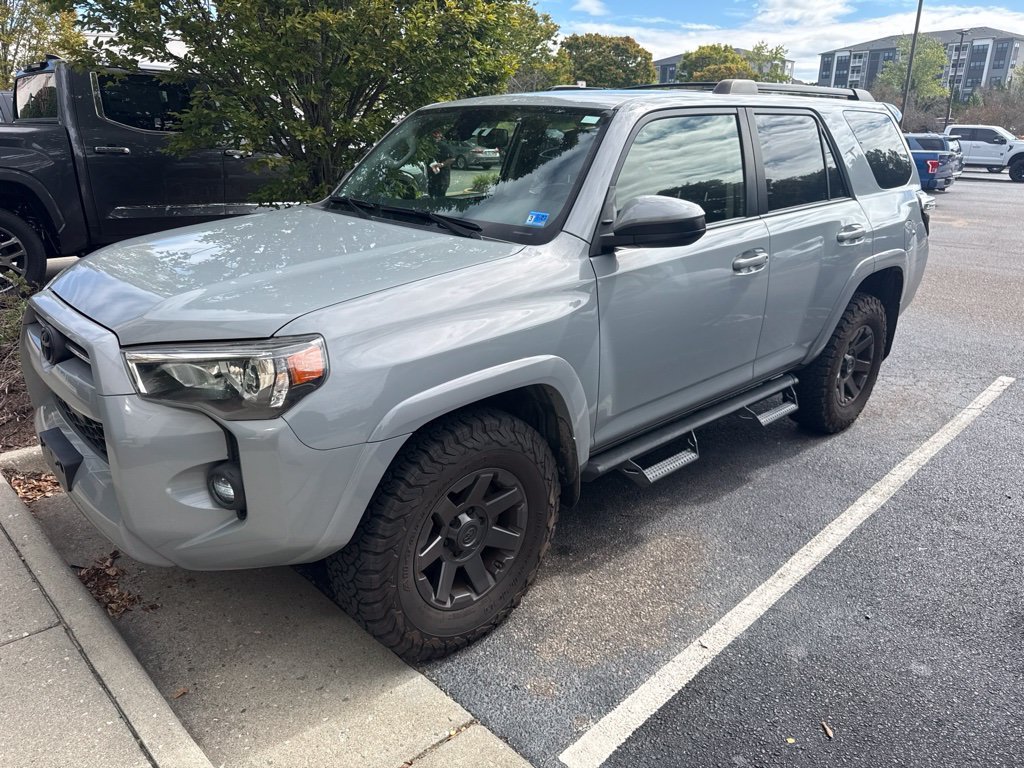 Used 2021  Toyota Trail image 5